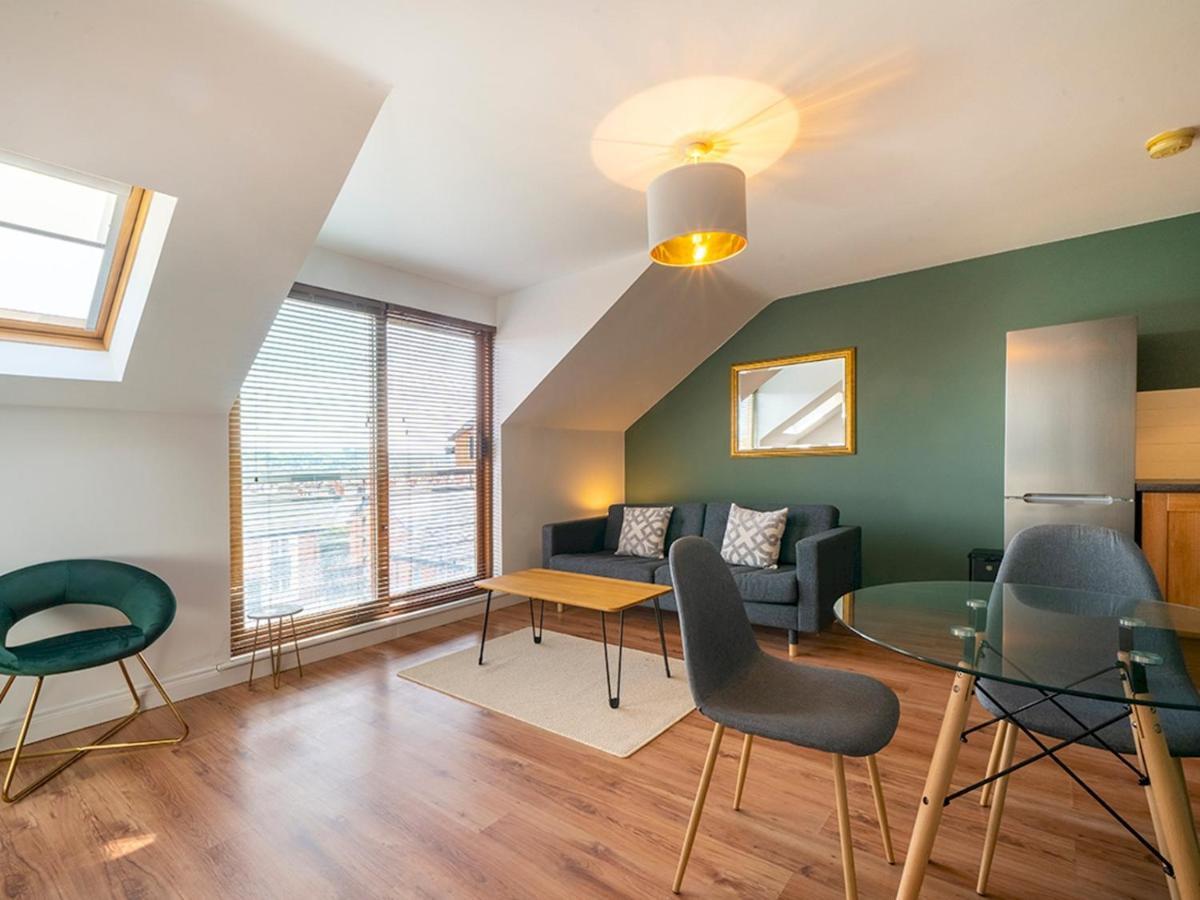 Titanic View Penthouse - Gated Complex - Parking Leilighet Belfast Eksteriør bilde